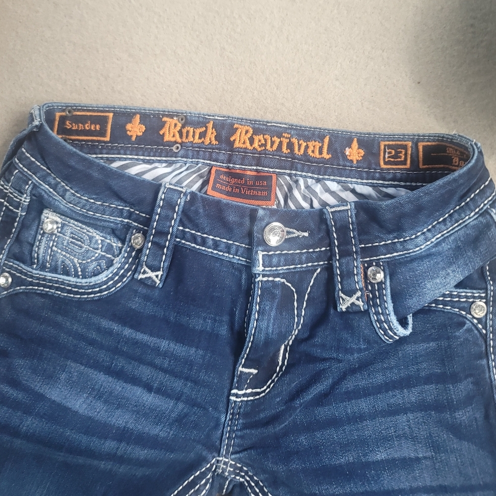 Rock Revival Sundee